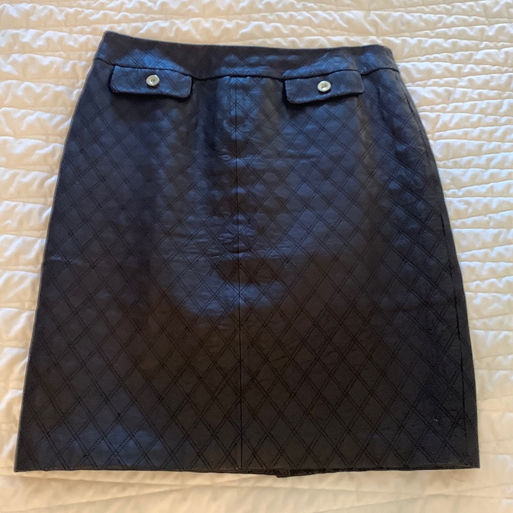 Chadwick’s dark brown leather pencil skirt. Size 10.